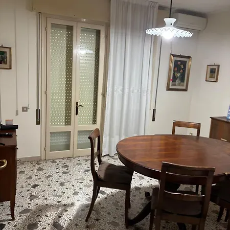 House In The Park! Free Parking And Convenient To Venice